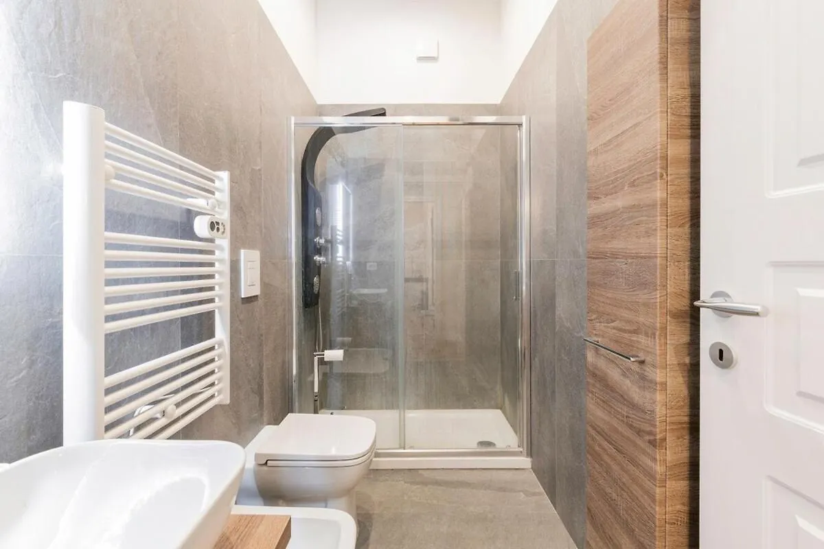 Apartment Homeby, Appartamento Tiepolo Milan